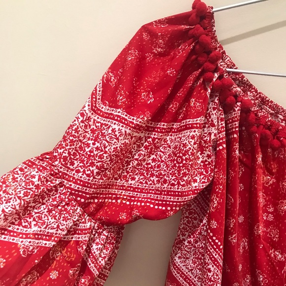 Tularosa Alexa Red Pompom Off-the-shoulder Top - Picture 5 of 5
